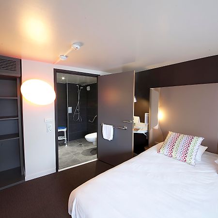Campanile Clermont-Ferrand ~ Aubiere Hotel Exterior photo