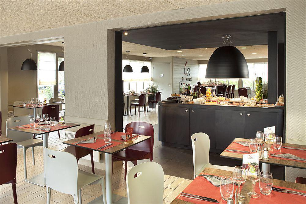 Campanile Clermont-Ferrand ~ Aubiere Hotel Restaurant photo